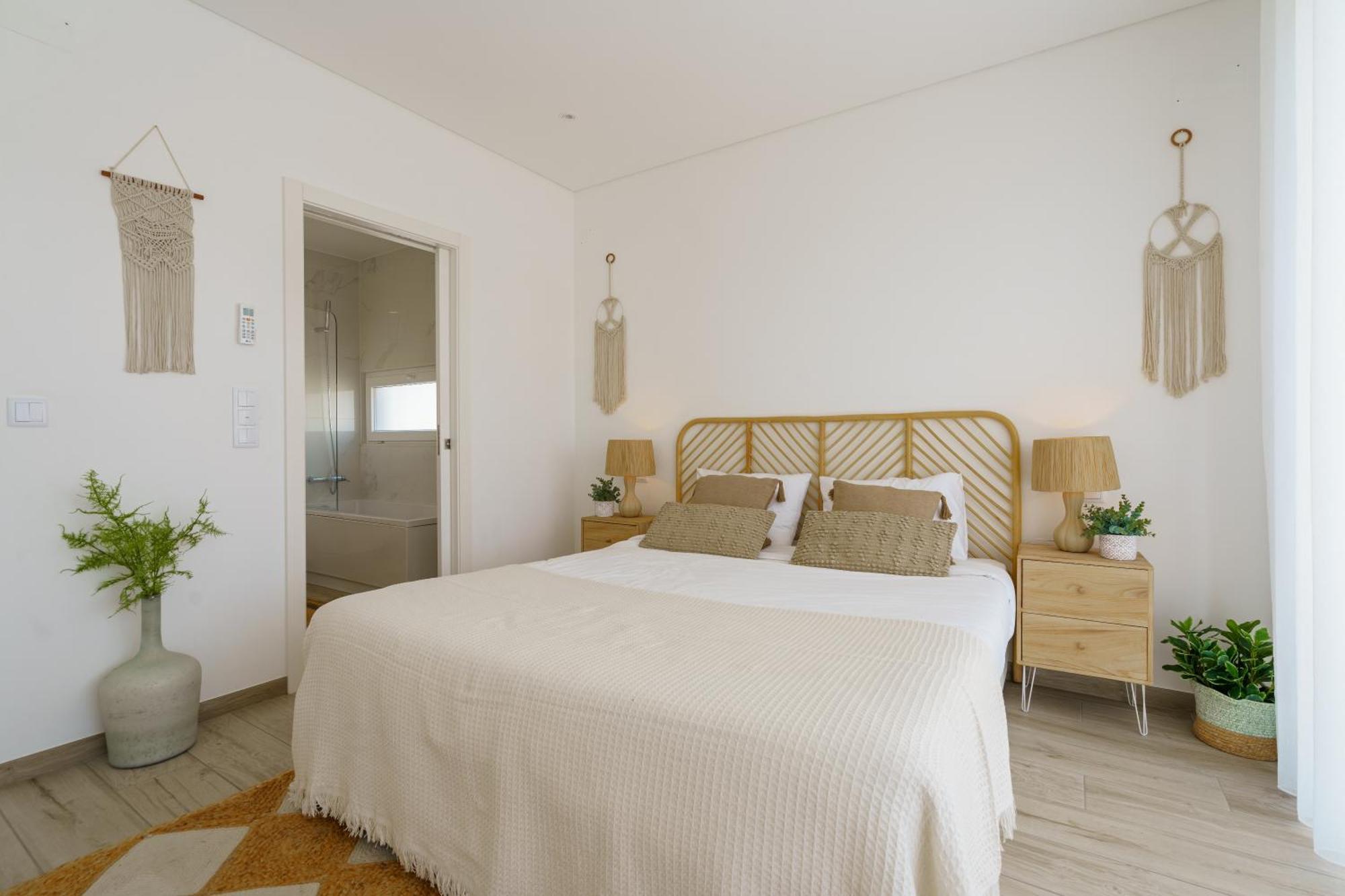 Paradise Villa, Luxury Villa Near The Beach Ribamar  Esterno foto