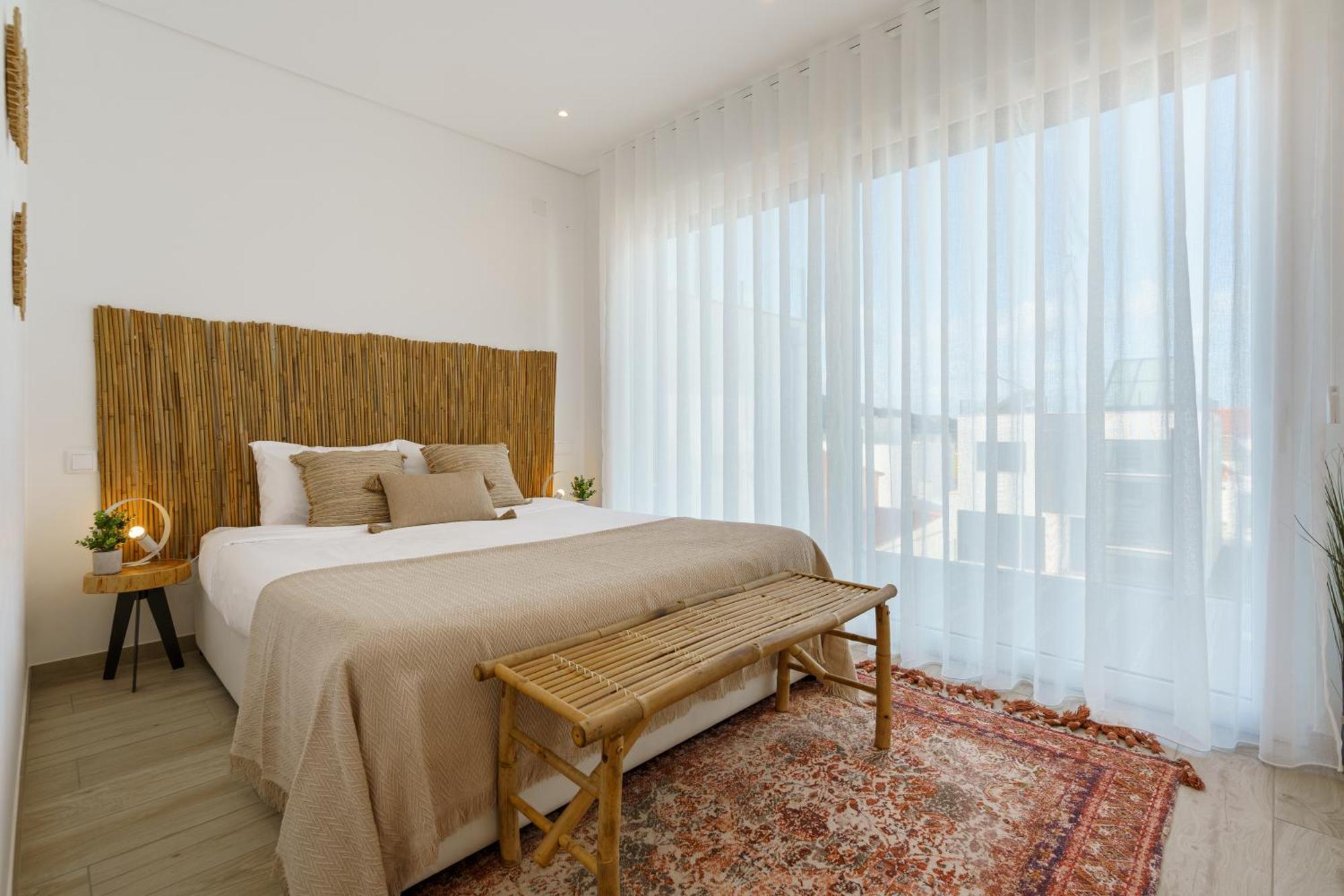 Paradise Villa, Luxury Villa Near The Beach Ribamar  Esterno foto